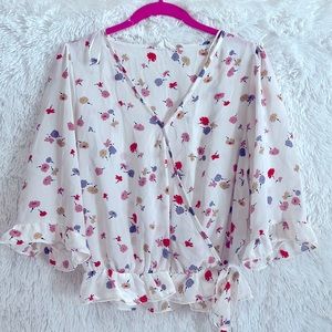 Sienna sky women’s spring summer florals top blouse size xs